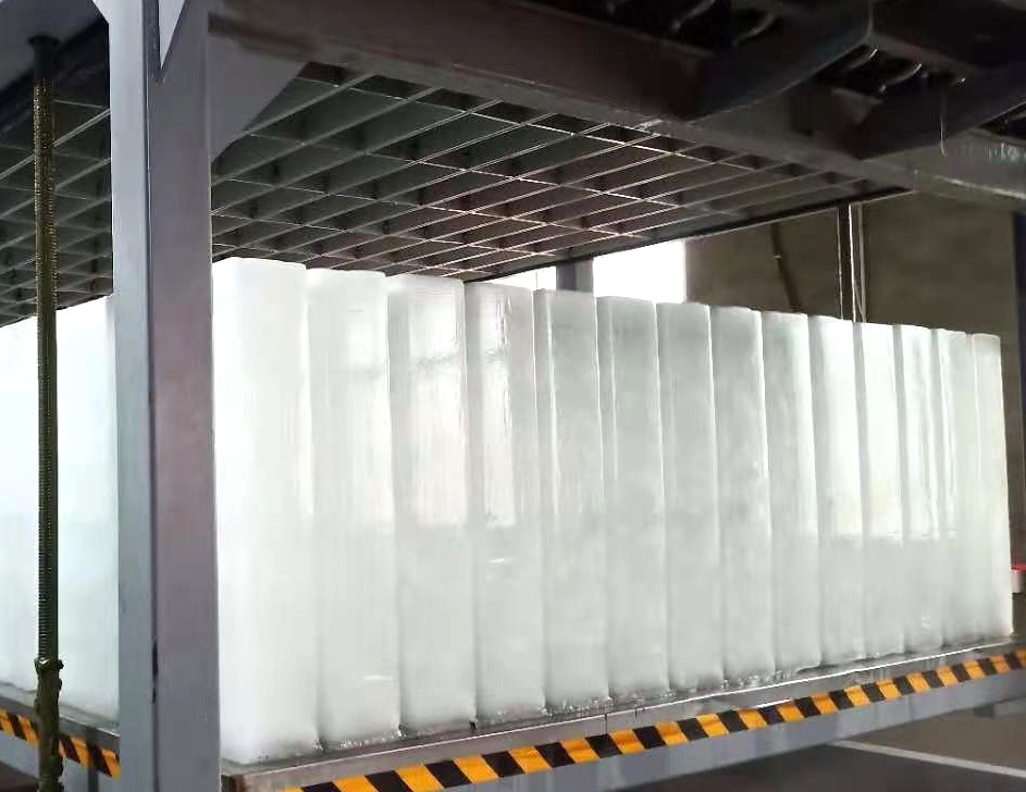直冷块冰机的使用时需要注意事哪些？